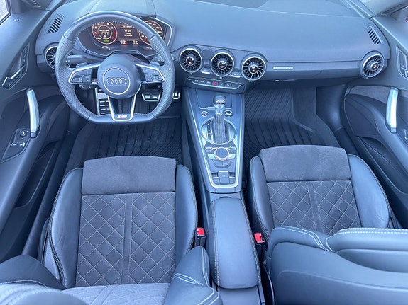Audi TT 10 of 14
