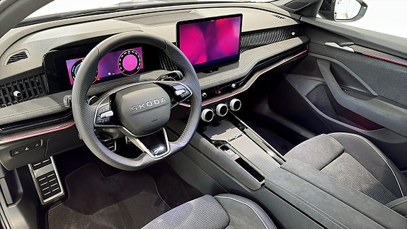 Skoda Superb 5 of 10