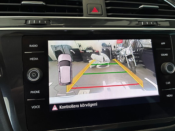 Volkswagen Tiguan 25 of 27