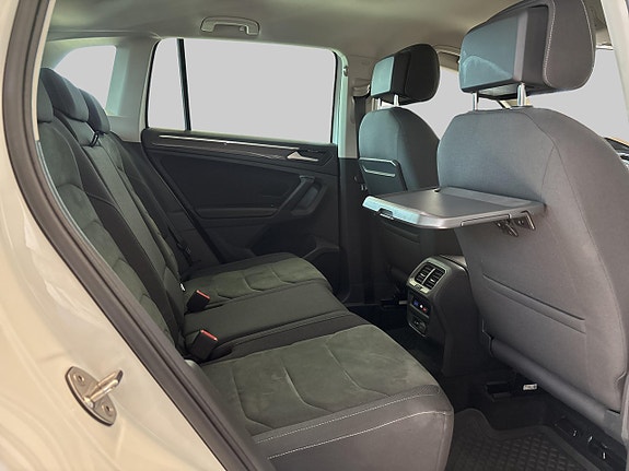 Volkswagen Tiguan 19 of 27