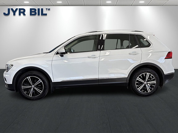 Volkswagen Tiguan 6 of 27