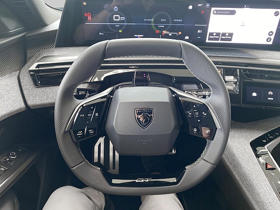 Peugeot 5008 14 of 17