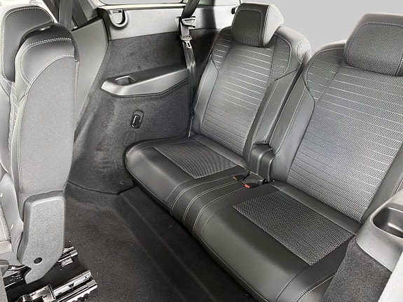 Peugeot 5008 17 of 17