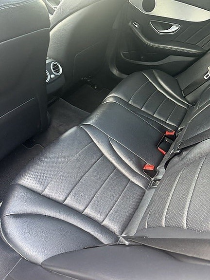 Mercedes-Benz C220 d 3 of 8