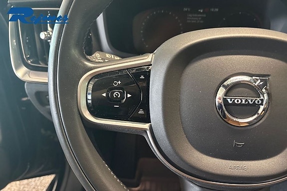 Volvo V60 7 of 24