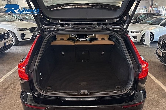 Volvo V60 17 of 24
