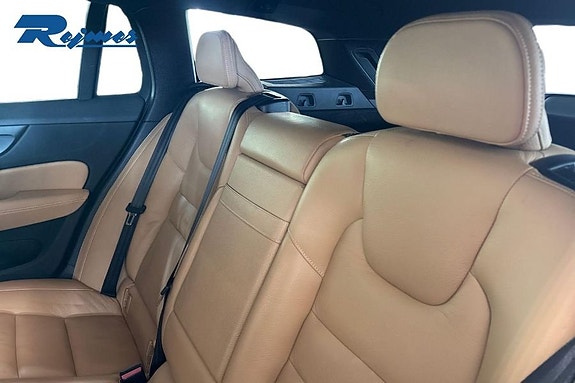 Volvo V60 15 of 24