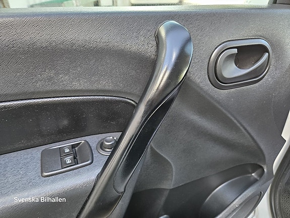 Renault Kangoo Express 21 of 25