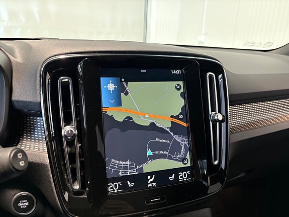 Volvo XC40 18 of 27