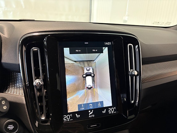 Volvo XC40 19 of 27