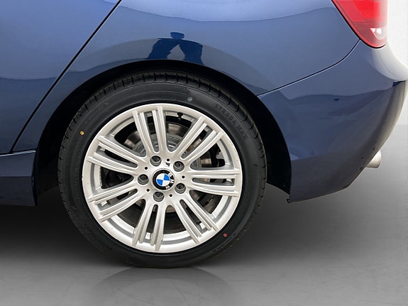 BMW 120 23 of 25