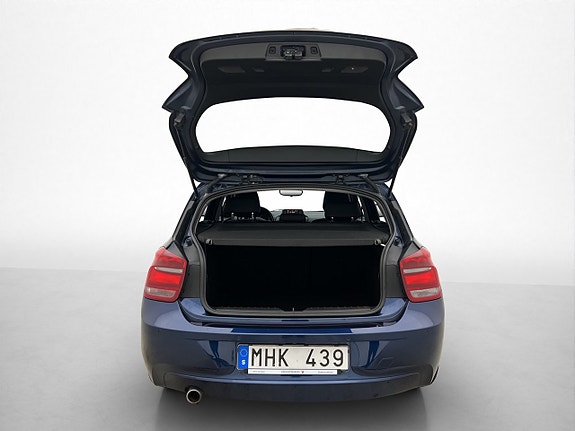 BMW 120 8 of 25