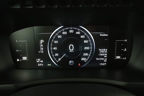 Volvo XC90 20 of 30