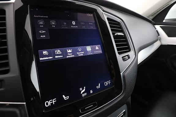 Volvo XC90 22 of 30