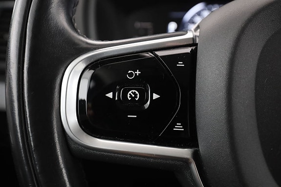 Volvo XC90 28 of 30