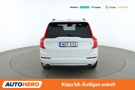 Volvo XC90 4 of 30