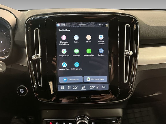 Volvo XC40 15 of 16