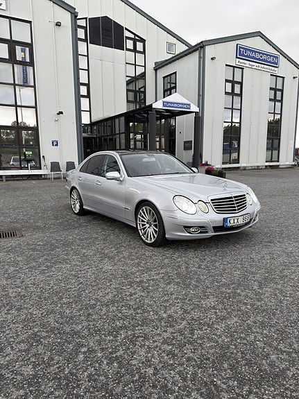 Mercedes-Benz E280 6 of 9