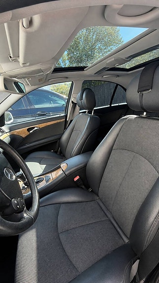 Mercedes-Benz E280 9 of 9