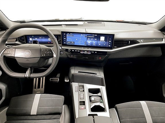 Opel Grandland 3 of 15