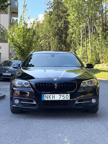 BMW 520d 3 of 12