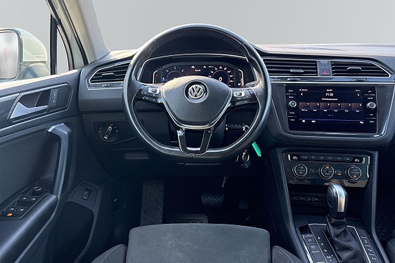 Volkswagen Tiguan 9 of 19
