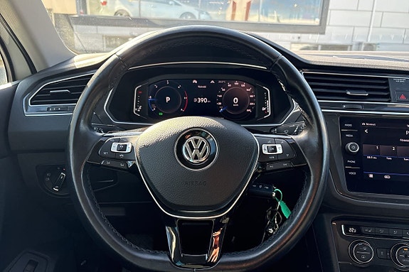 Volkswagen Tiguan 13 of 19