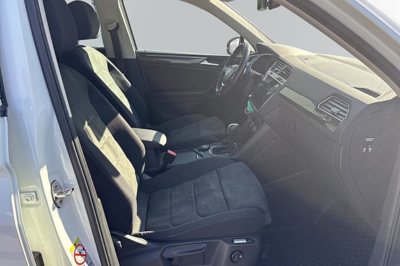 Volkswagen Tiguan 6 of 19