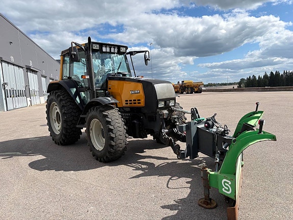 Valtra 6550 - Hitech/ Frontlyft / Vikplog 5 of 11