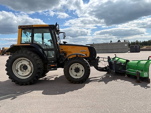 Valtra 6550 - Hitech/ Frontlyft / Vikplog 6 of 11