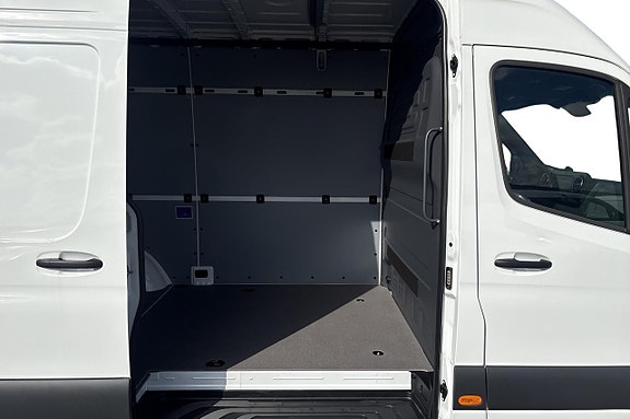 Mercedes-Benz Sprinter 317 10 of 11