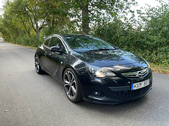 Opel Astra 2 of 9