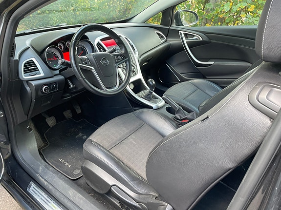 Opel Astra 6 of 9