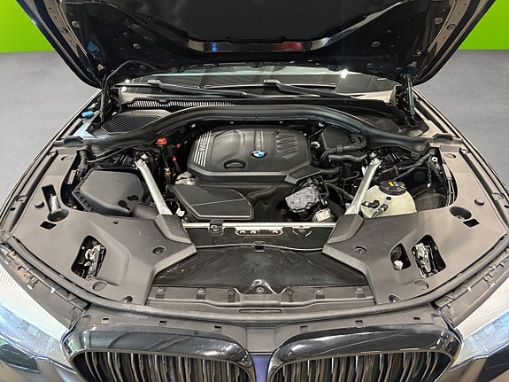 BMW 520 17 of 22