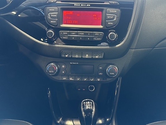 Kia Ceed 8 of 20