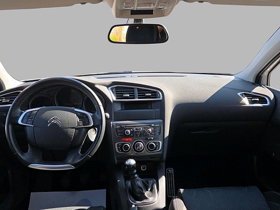 Citroen C4 14 of 16