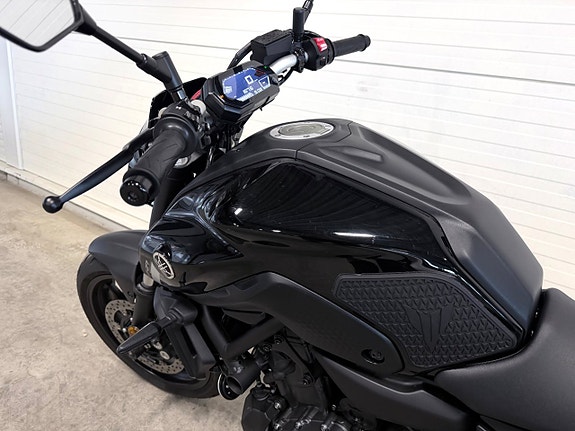 Yamaha MT-07 Mt07 10 of 14