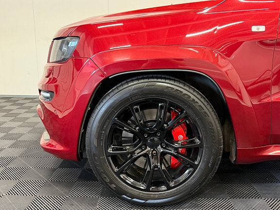 Jeep Grand Cherokee 8 of 30