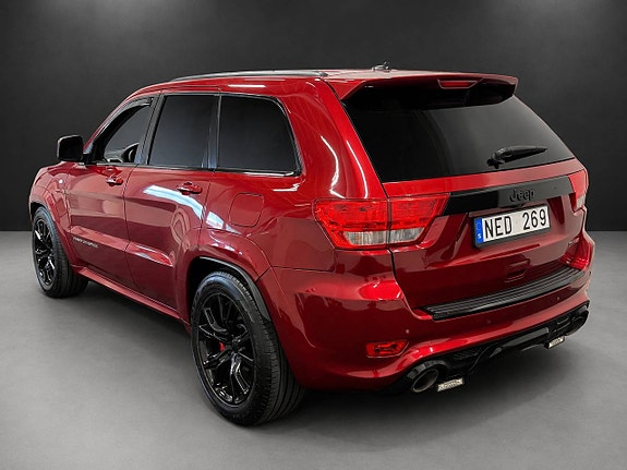 Jeep Grand Cherokee 3 of 30