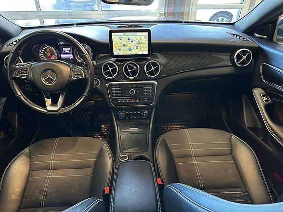 Mercedes-Benz CLA250 22 of 23