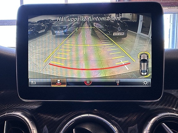 Mercedes-Benz CLA250 10 of 23