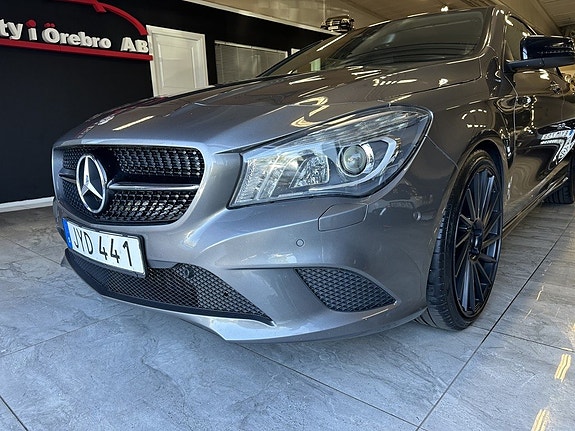 Mercedes-Benz CLA250 6 of 23