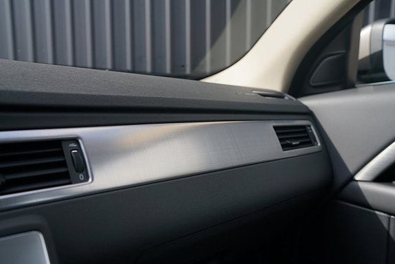 Volvo V70 13 of 17