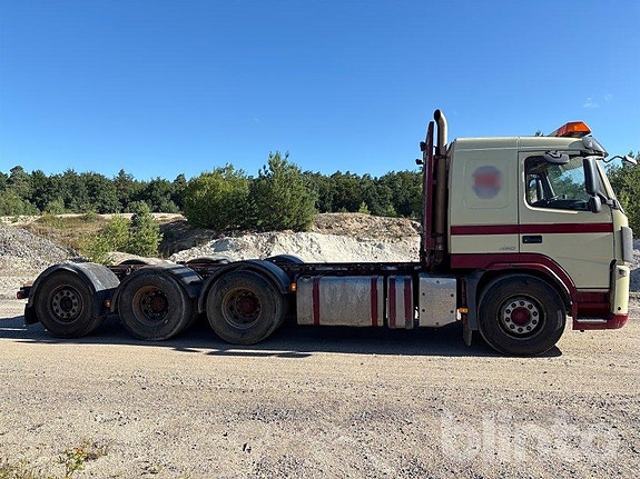 Lastbil VOLVO FM 8*4 - Laxåfäste 4 of 6