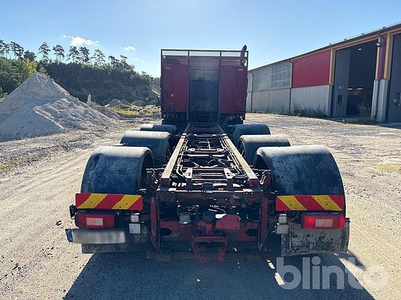 Lastbil VOLVO FM 8*4 - Laxåfäste 6 of 6