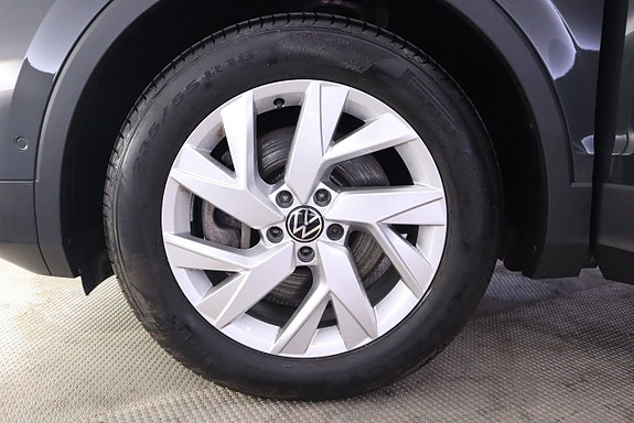 Volkswagen Tiguan 10 of 24