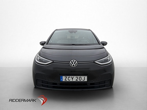 Volkswagen ID.3 2 of 30