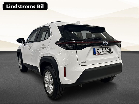 Toyota Yaris Cross 4 of 19
