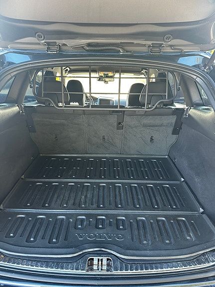 Volvo XC60 4 of 7