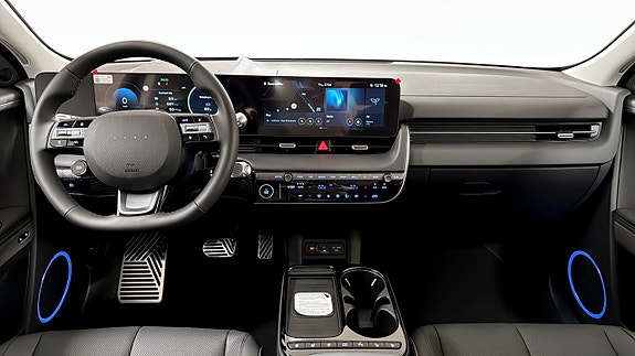 Hyundai IONIQ 4 of 12